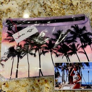 Aloha collections Travoe pouch